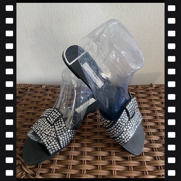 Zara Studded Slides sz39/ 8.5 - Picture 1 of 5